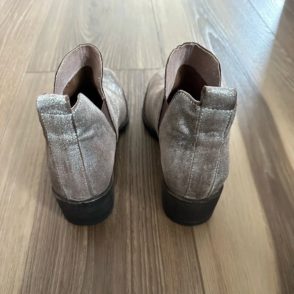 Seychelles metallic pewter leather Offstage booties - Picture 3 of 4